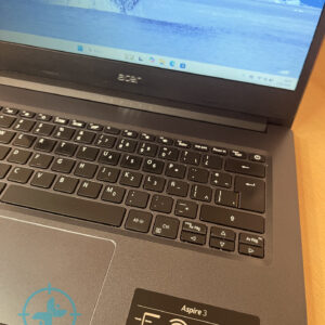 Notebook Acer Ryzen 5 8GB 256 SSD - Imagen 3