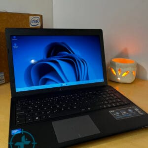 Notebook ASUS X55A Intel B830 4GB 240 SSD - Imagen 1