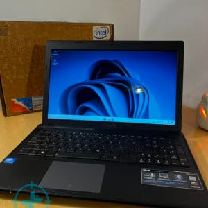 Notebook ASUS X55A Intel B830 4GB 240 SSD - Imagen 2