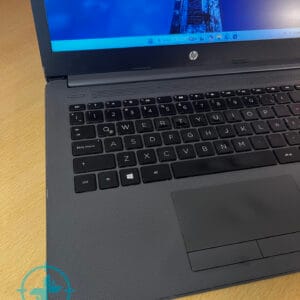 Notebook HP i3 7th 8GB 240 SSD - Imagen 2