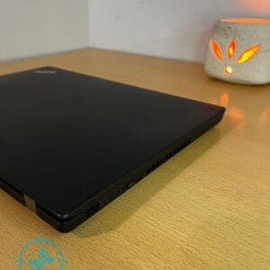 Notebook Lenovo Thinkpad i5 7th 8gb 512 SSD - Imagen 4
