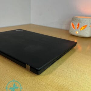 Notebook Lenovo Thinkpad i5 10th 16gb 256 NVME - Imagen 4