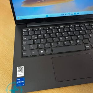 Notebook Lenovo i5 13th 8gb 512 NVME - Imagen 2